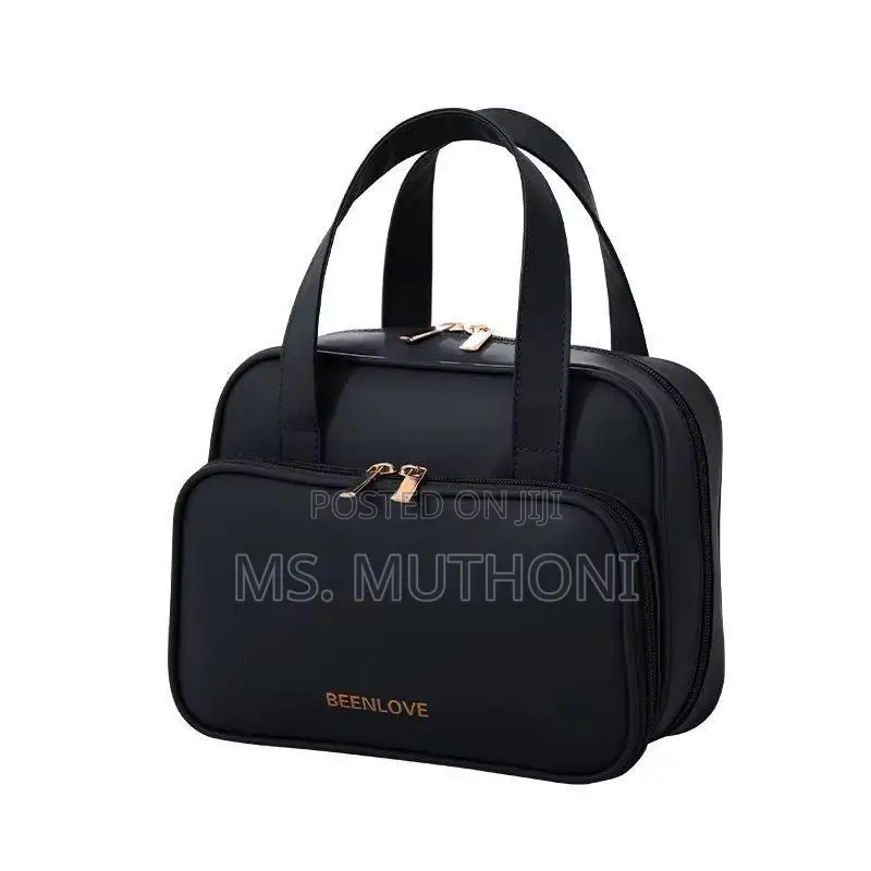 Large Capacity Pu Cosmetics Bag