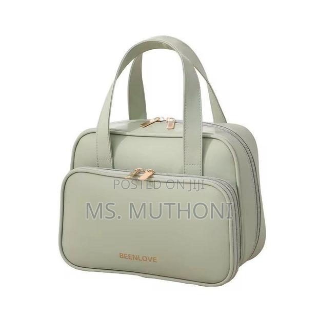 Large Capacity Pu Cosmetics Bag - thumbnail 6