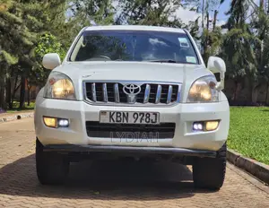 Toyota Land Cruiser Prado 2004 White
