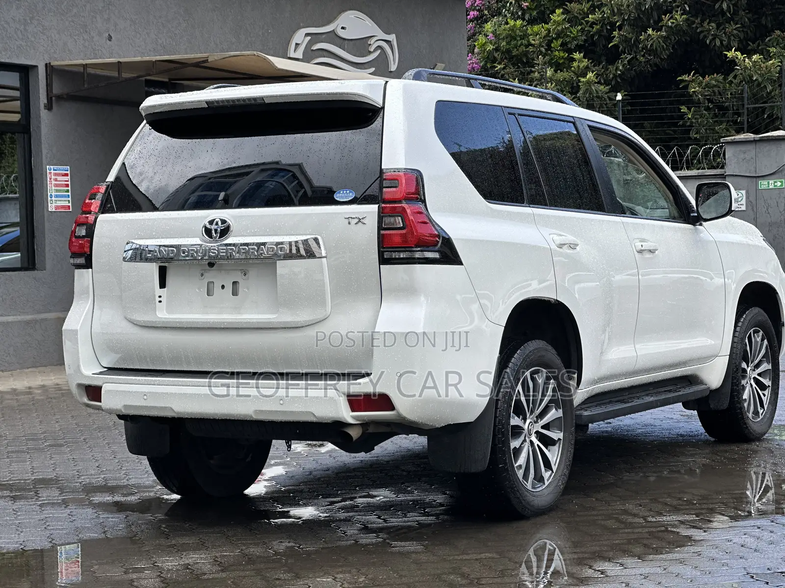 Toyota Land Cruiser Prado 2.7 2021 White