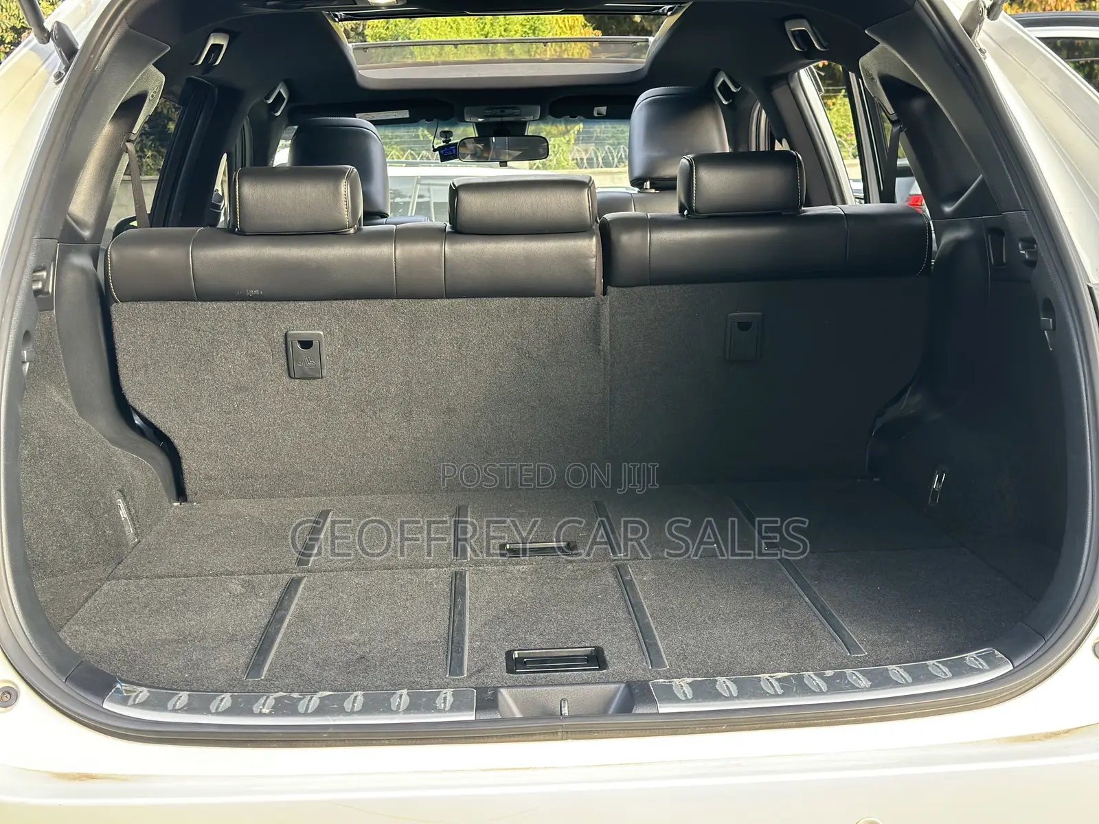 Toyota Harrier 2.0 2019 White