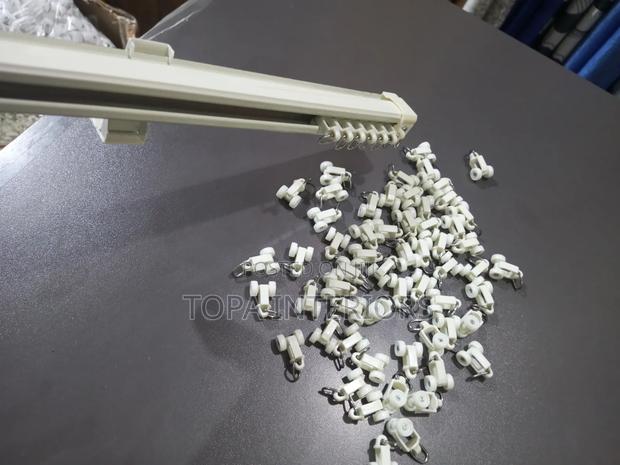 Single Track Straight Curtain Rail With Accessories