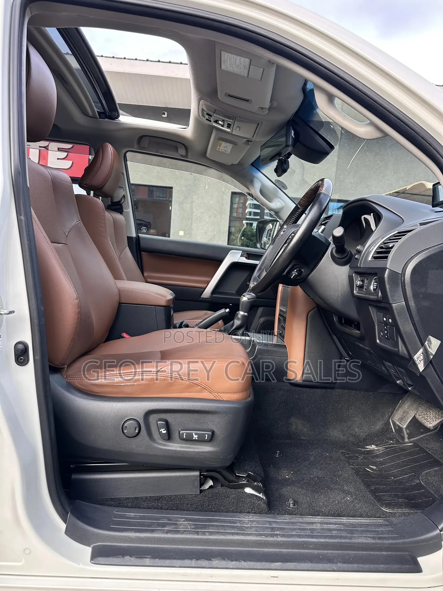 Toyota Land Cruiser Prado 2.8 2021 White