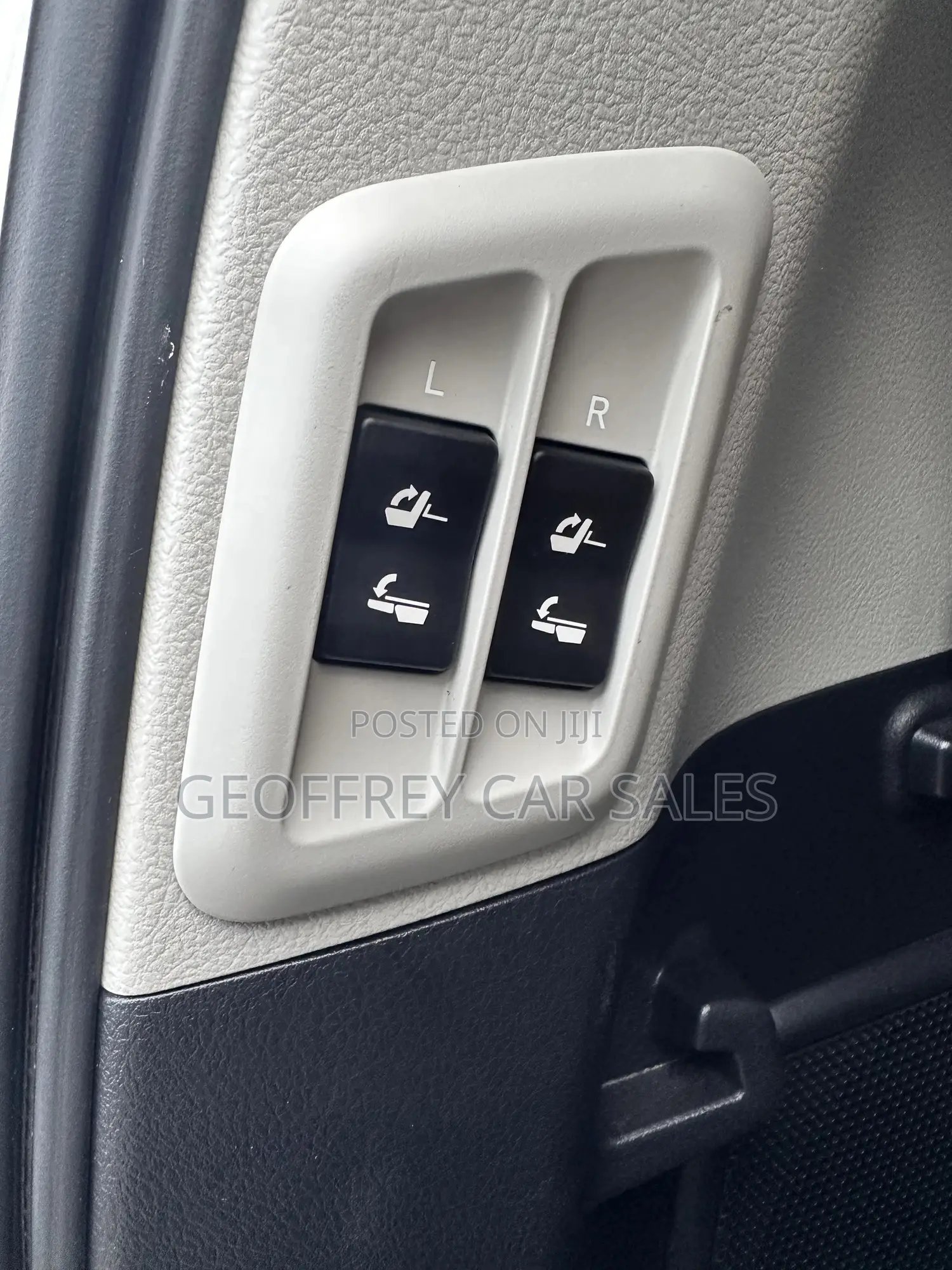 Toyota Land Cruiser Prado 2.8 2021 White