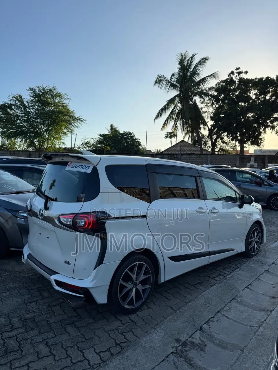 Toyota Sienta 2020 Pearl