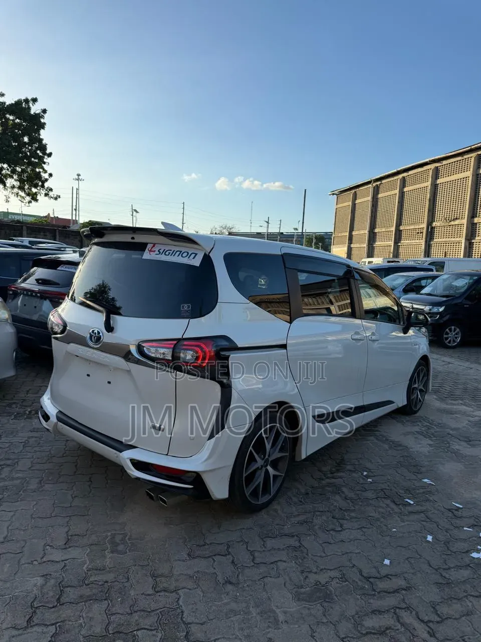 Toyota Sienta 2020 Pearl