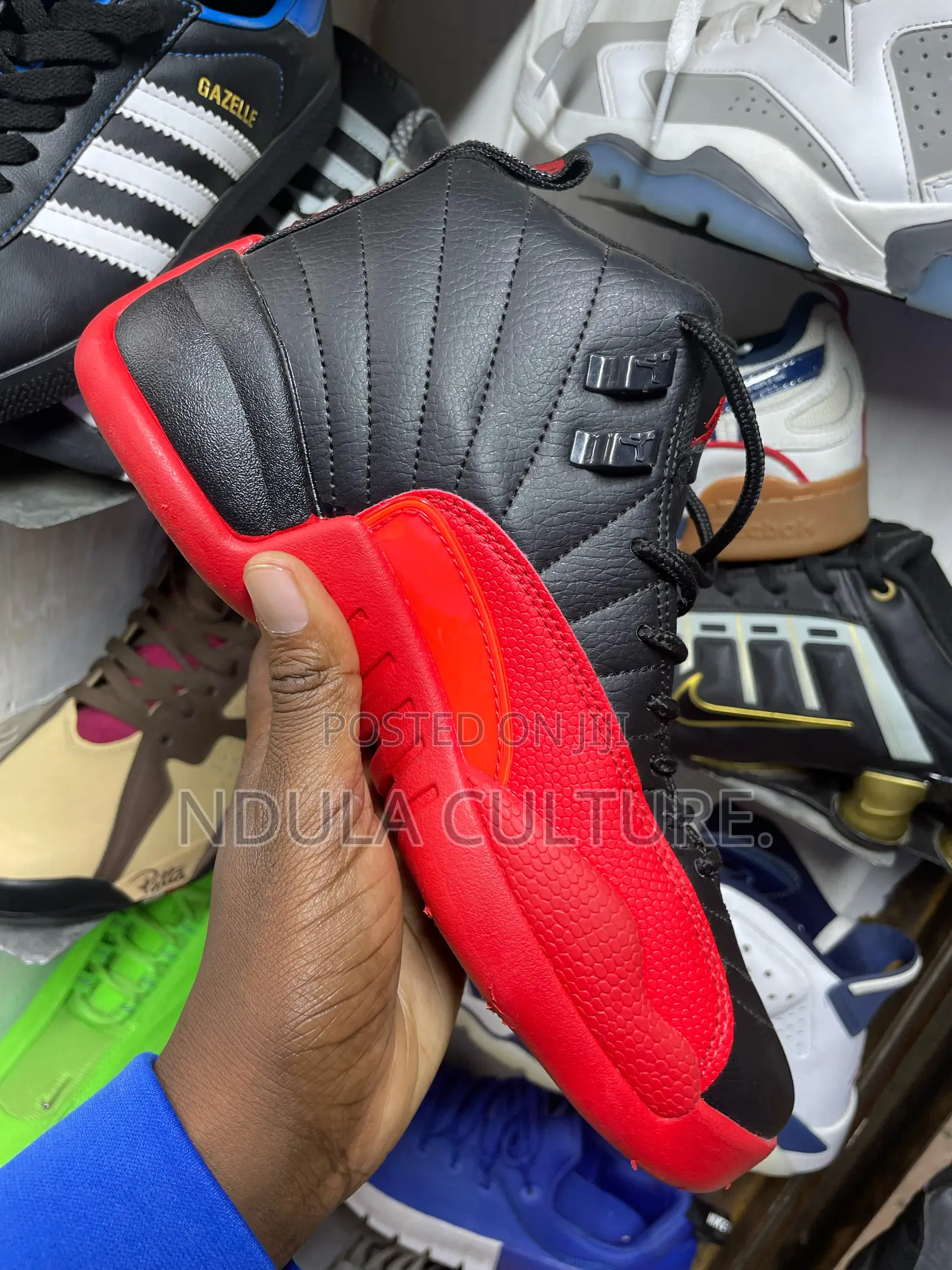 Nike Air Jordan 12 Jumpman