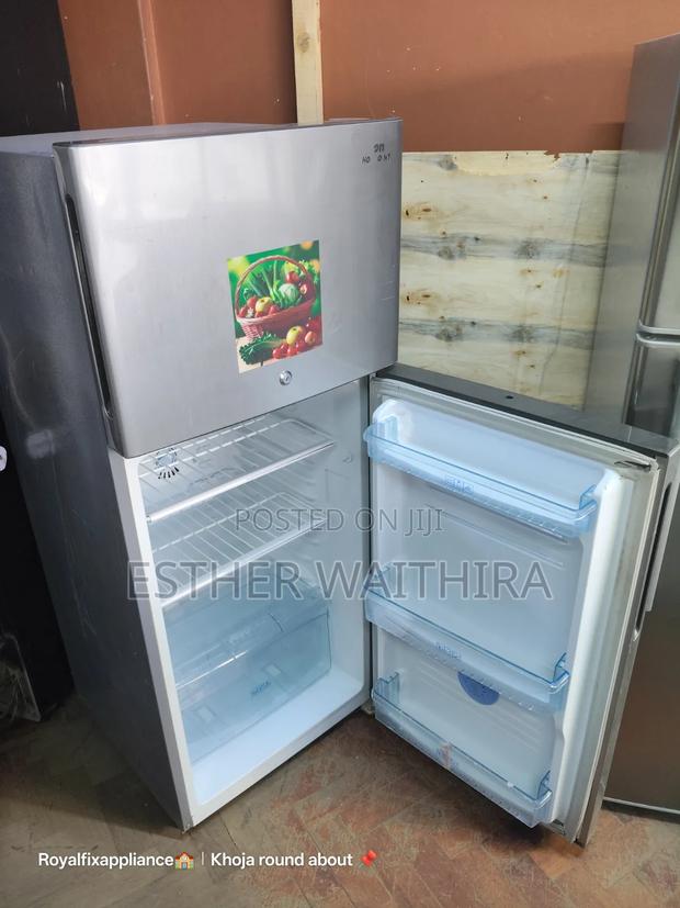 Super Clean Von Medium Size Double Doors Fridge - thumbnail 3