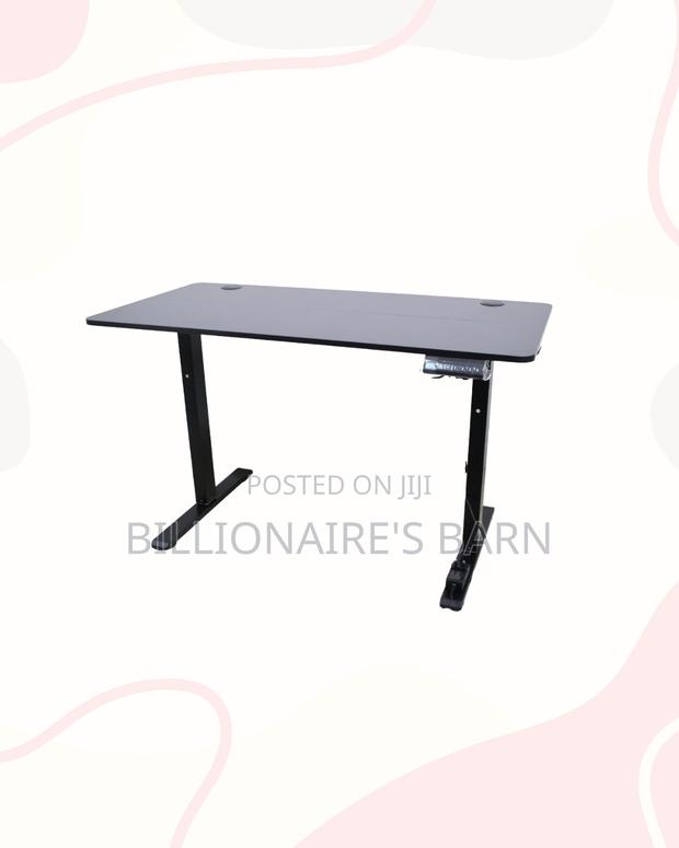 Refine Posture With a Desk Executive Sit-Stand Comfort for Hybrid - thumbnail 2