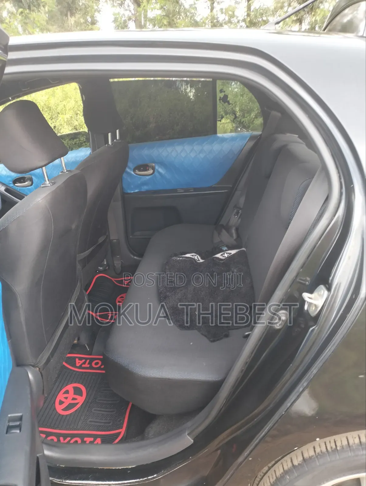 Toyota Vitz 1.5 FWD 5dr 2009 Black