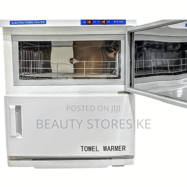 Double Door Towel Warmer - thumbnail 2