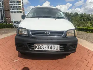 Toyota TownAce 2005 White