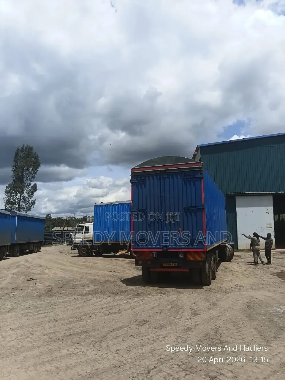 Reluible Trailer Transporters