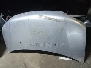 Toyota Noah Zr60 Bonnet Assy 2002