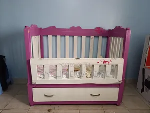 Classic Baby Crib With Matress
