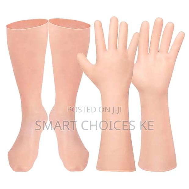 *1pair Silicone Moisturizing Gloves $ Socks