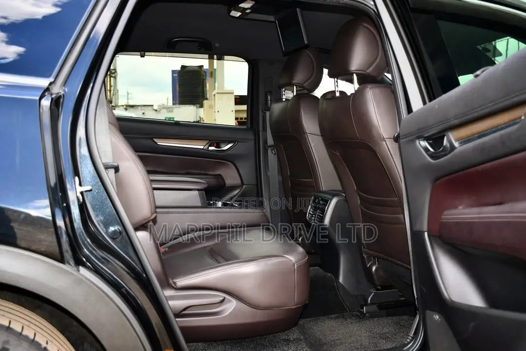 Mazda CX-8 2.5 25s AWD (7 seater) 2019 Black