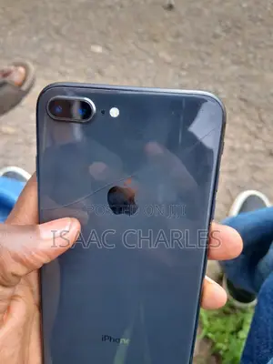 Apple iPhone 8 Plus 64 GB Black