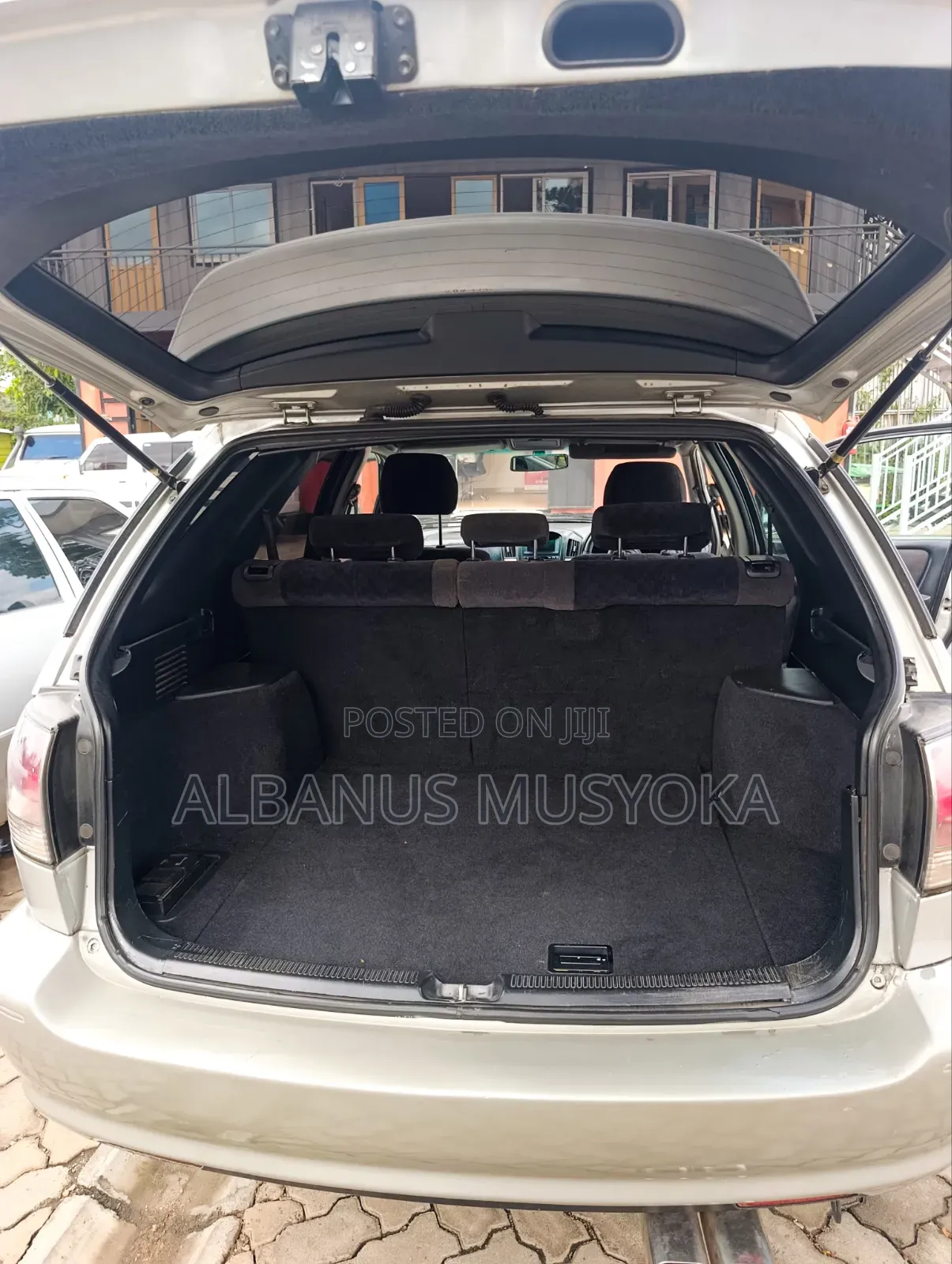 Toyota Harrier 2005 Silver
