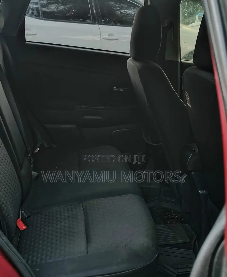 Mitsubishi RVR 2.0 2011 Maroon