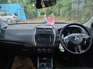Mitsubishi RVR 2.0 2011 Maroon