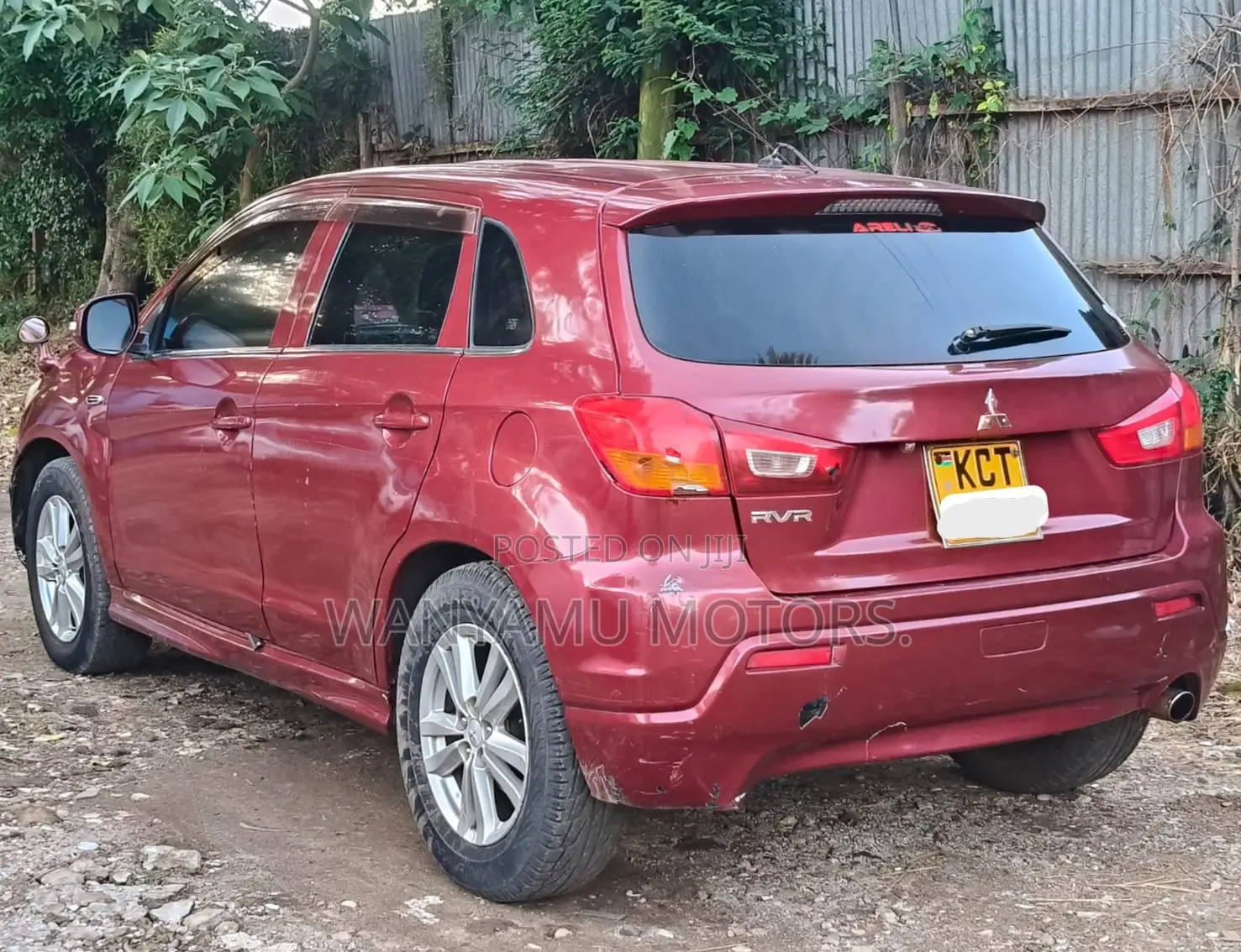 Mitsubishi RVR 2.0 2011 Maroon