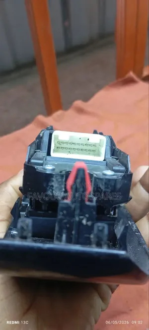 Toyota Camry, Land Cruiser, Lexus Main Switch