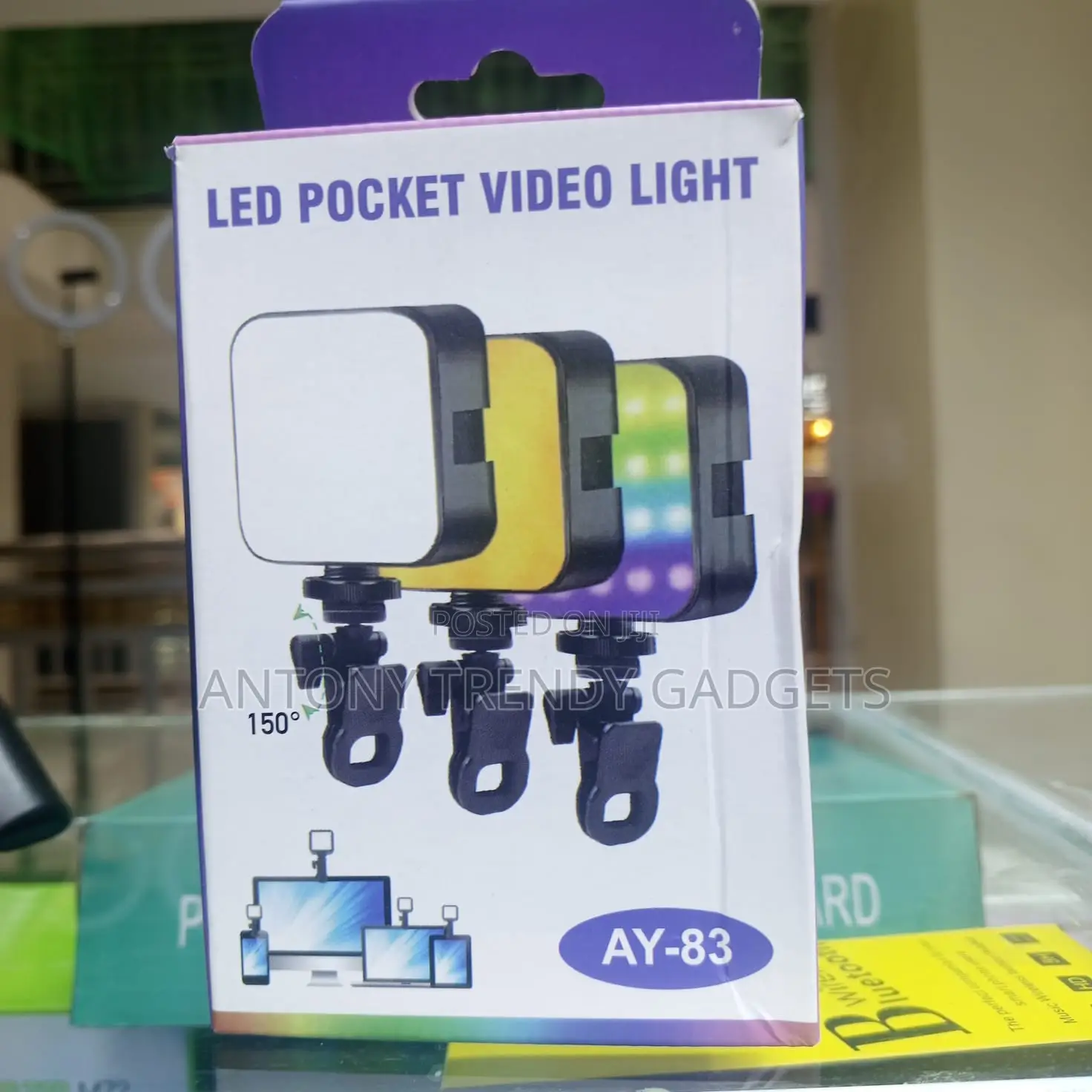 Ay-83 Compact RGB Video Light Rechargeable Pocket Lamp