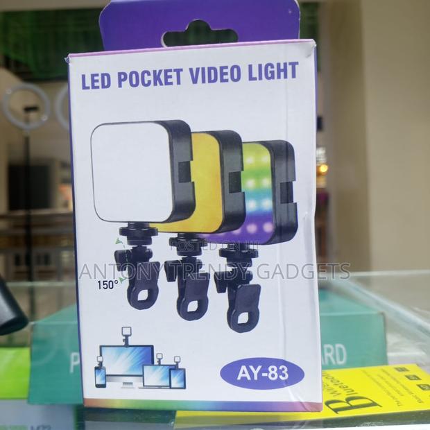 Ay-83 Compact RGB Video Light Rechargeable Pocket Lamp - thumbnail 2