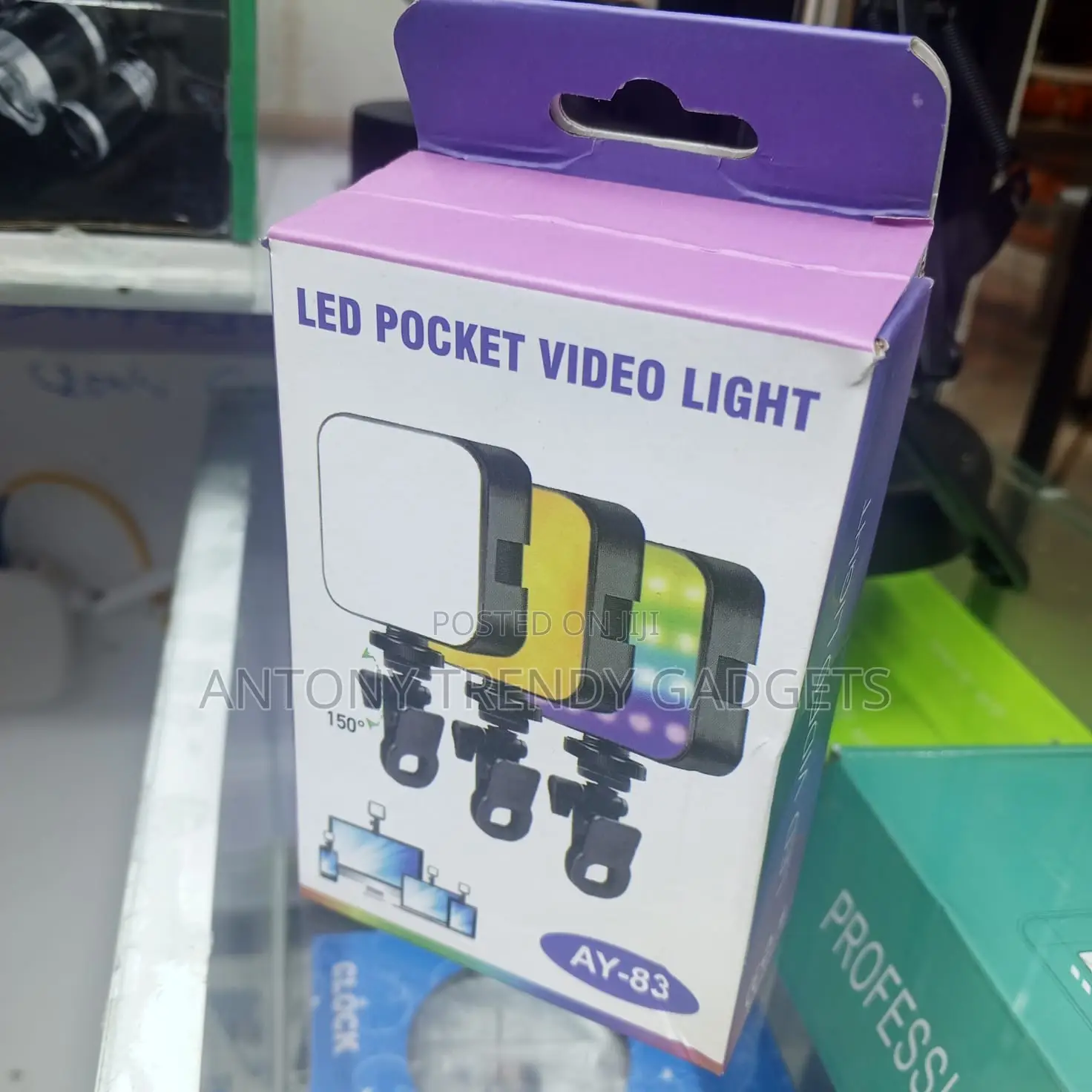 Ay-83 Compact RGB Video Light Rechargeable Pocket Lamp
