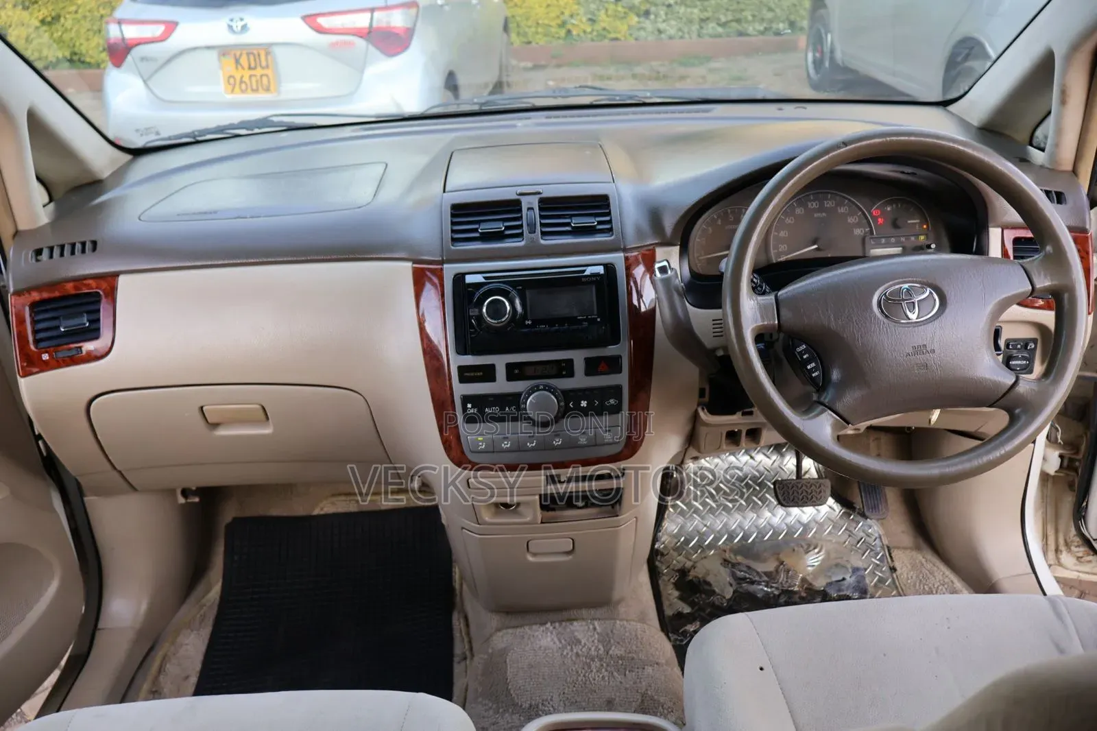 Toyota Ipsum 2006 White