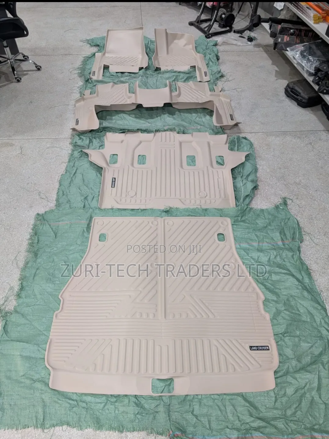 Landcruiser 300 Series Floor Mats(5d)