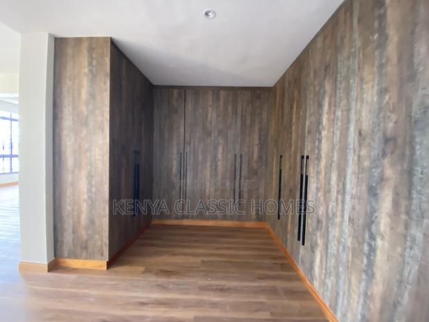 4bdrm Apartment in 4 Bedroom Duplex for rent