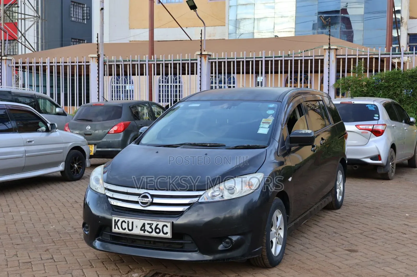 Nissan Lafesta 2012 Black