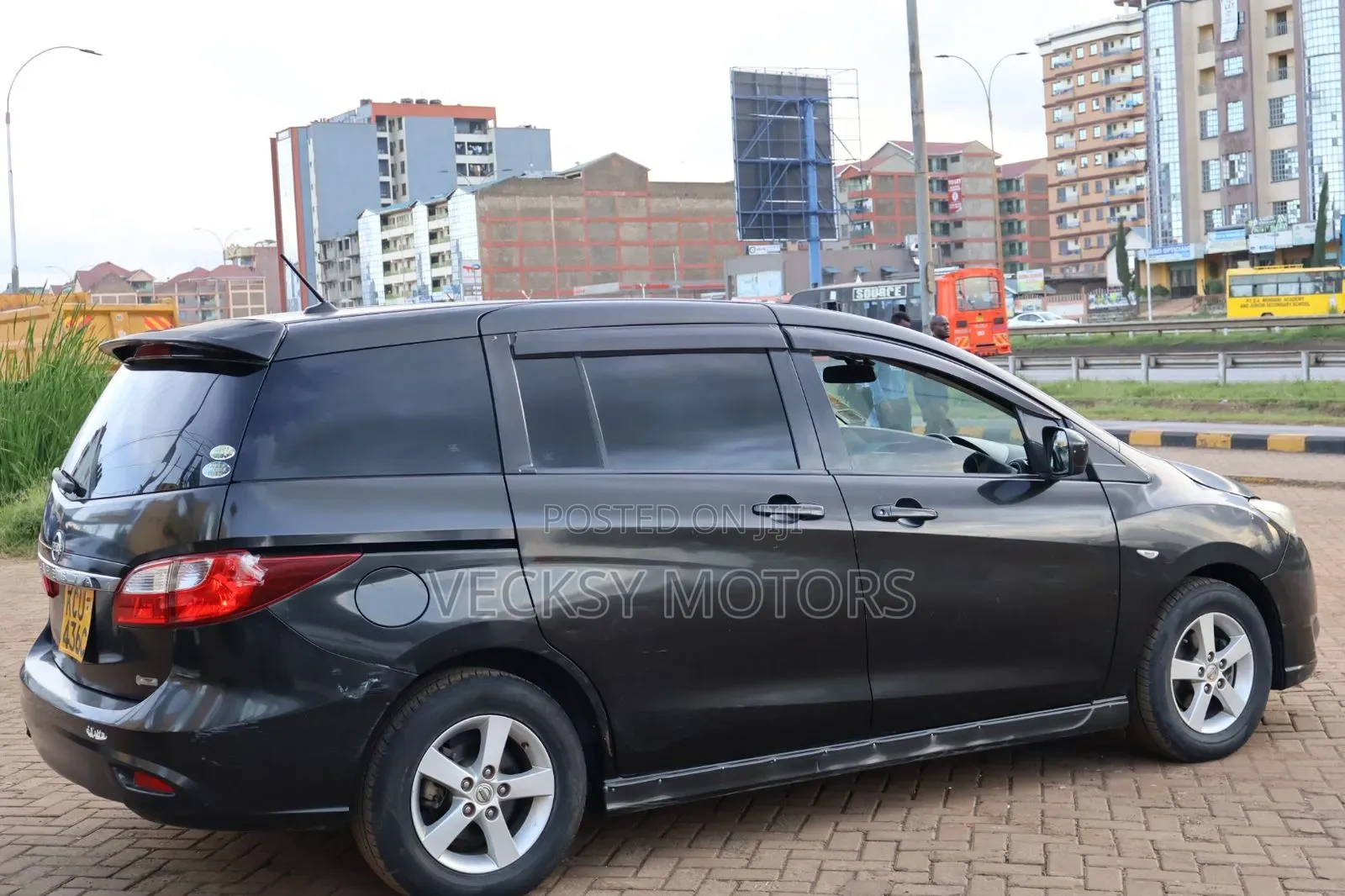 Nissan Lafesta 2012 Black