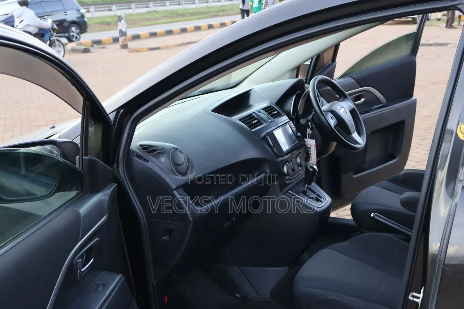 Nissan Lafesta 2012 Black
