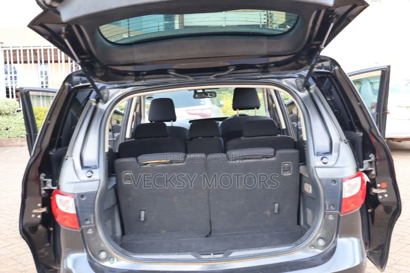 Nissan Lafesta 2012 Black