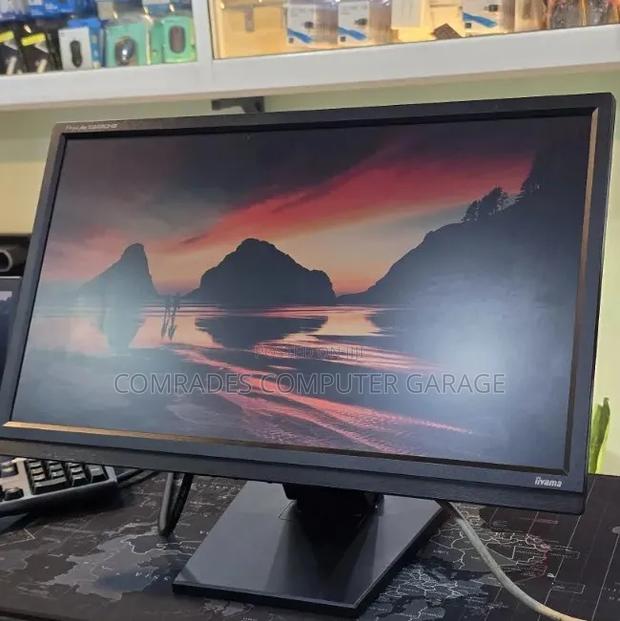 Led Monitor and a Native Resolution of 1920 X 1080 (Full Hd).