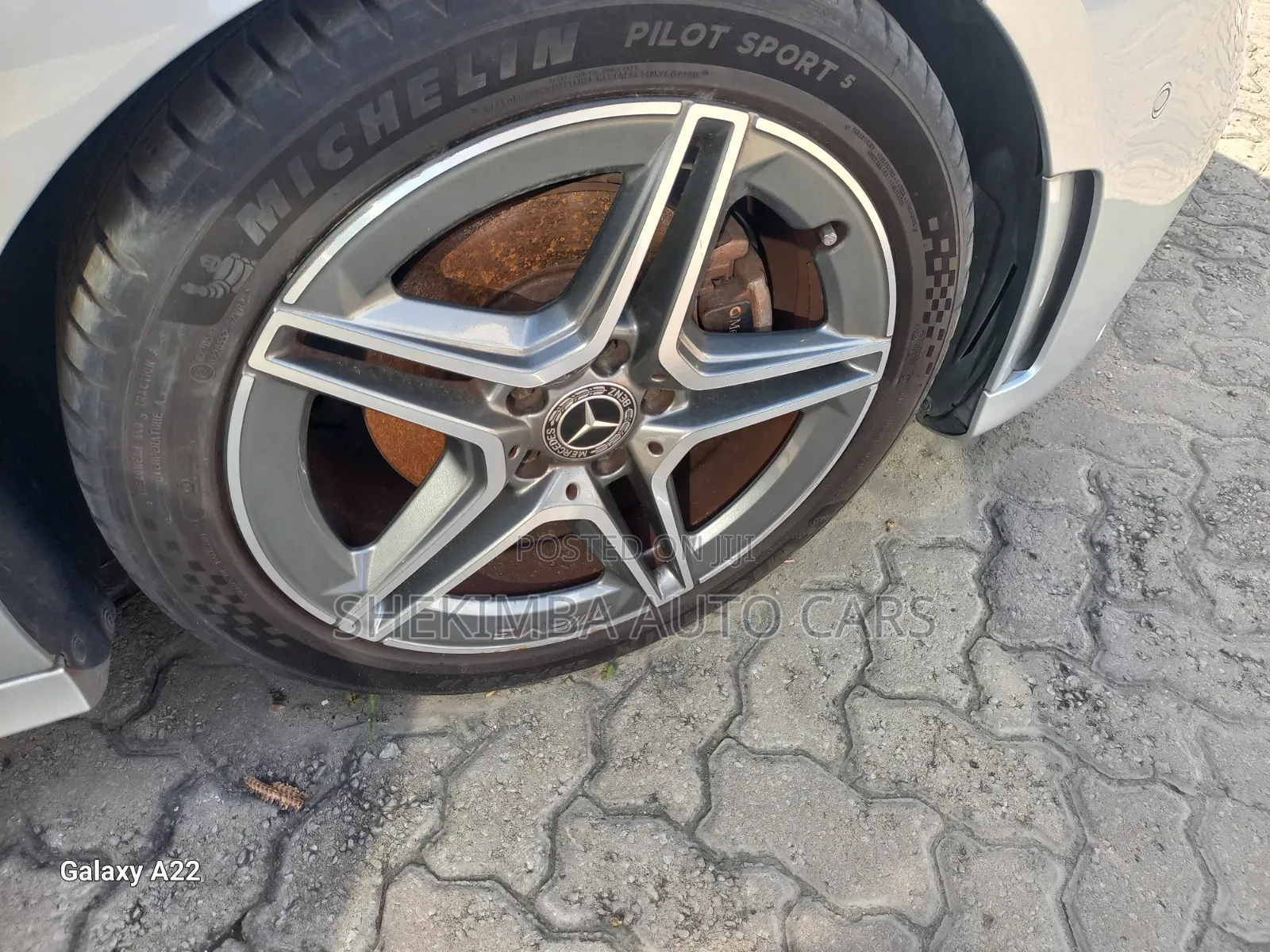 Mercedes-Benz A-Class 2019 Silver