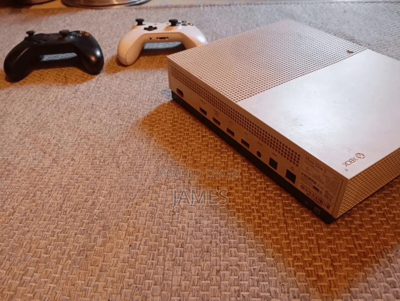Xbox One S With Two Controllers and a Rechargable Battery