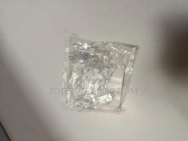 Adhesive Cable Clips - thumbnail 4