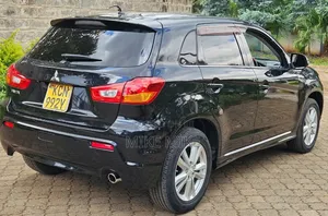 Mitsubishi RVR 2010