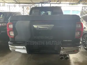 Toyota Hilux Revo Double Cab Deisel 2.4 AWD 2020 Black