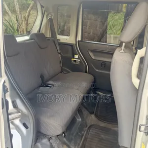 Suzuki Spacia 2017 Silver