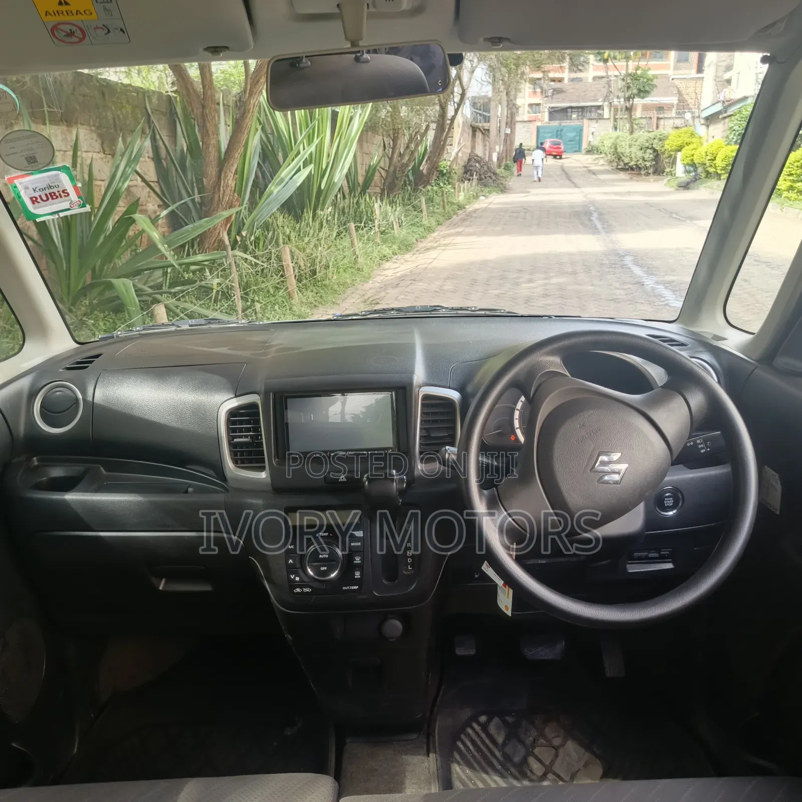 Suzuki Spacia 2017 Silver