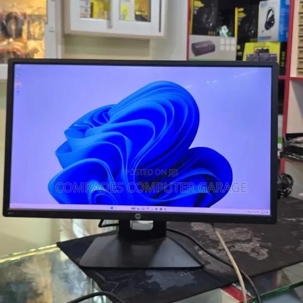 Hp Z27s 27-Inch Uhd Ips Monitor With a Resolution of 3840 X 2160