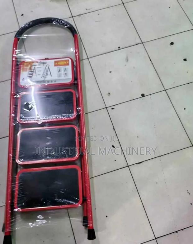 4step Ladder - main view