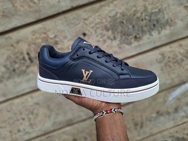 Louis Vuitton Casual Sneakers