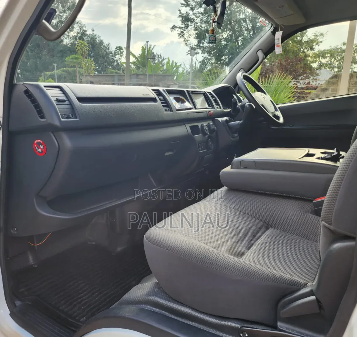 Toyota HiAce 2023 White