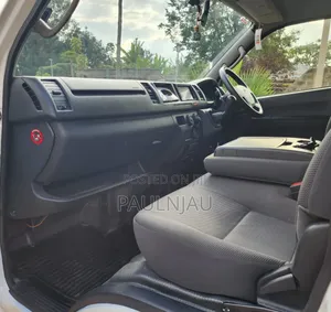Toyota HiAce 2023 White